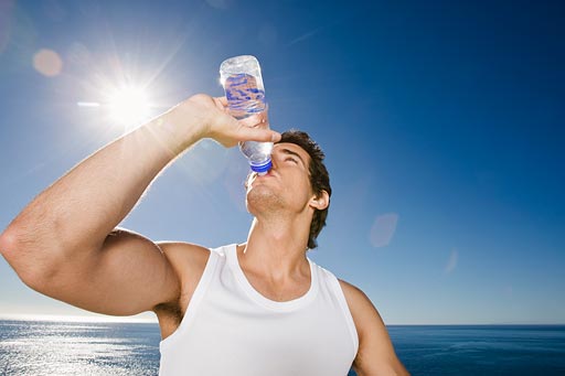 Cara Mengurangi Jerawat Dengan Minum Air Putih